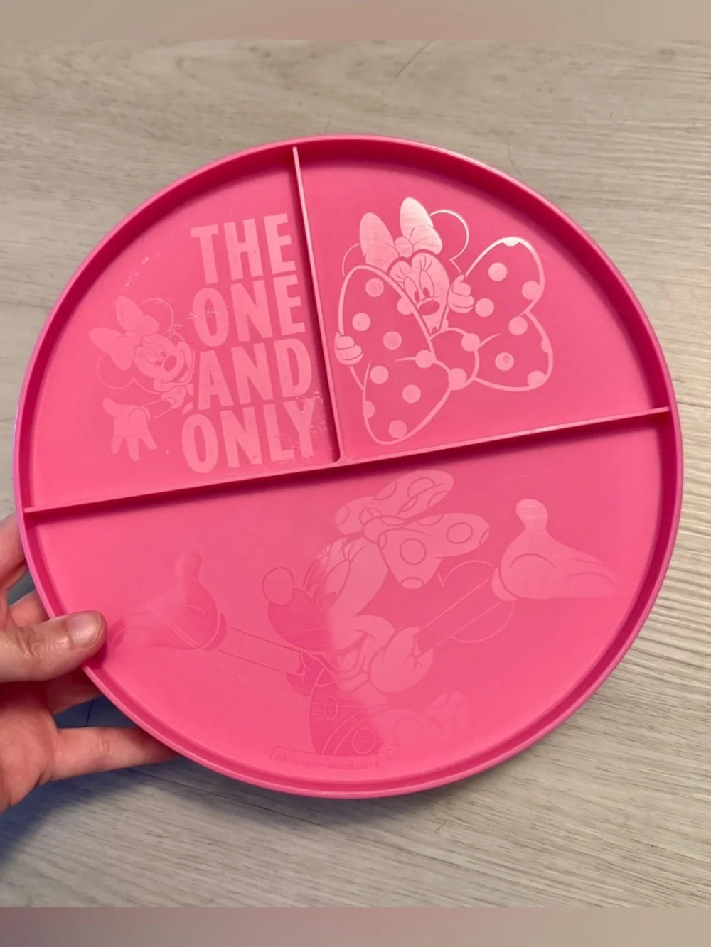 Lot of 4 Retro 80s, 90s, Y2K Disney Mickey Mouse Minnie Mouse Plastic Plates